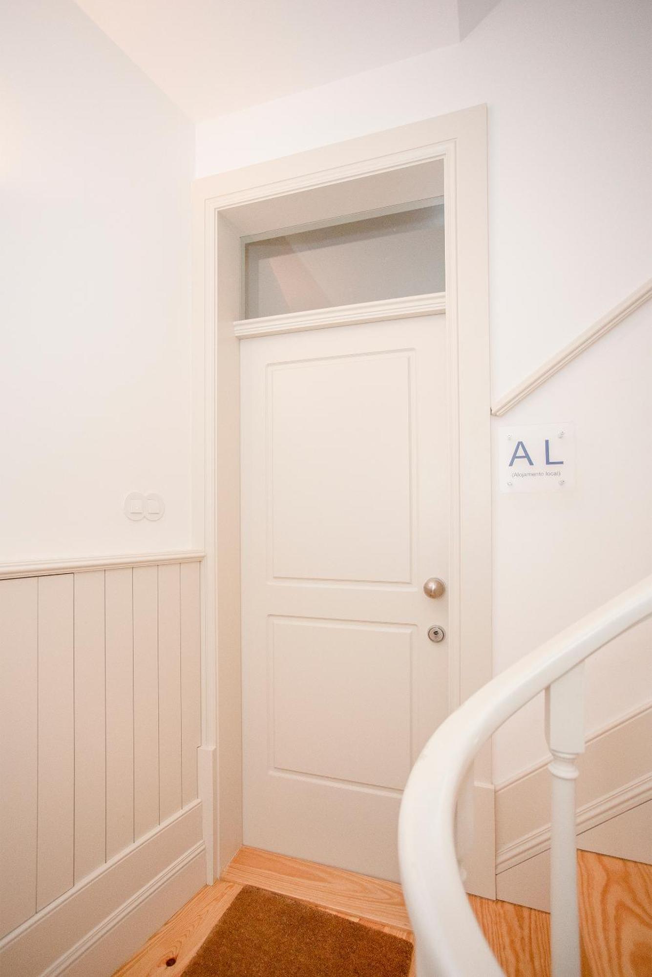 Liiiving In - Ribeira Secret Apartamento